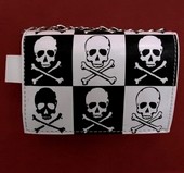 skull wallet